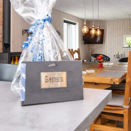 6 Person In Hemmet-by Traum Hemmet